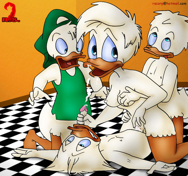 Daisy Duck page 4 full